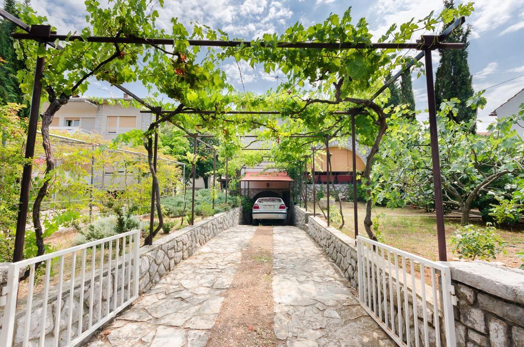 Apartment Bozena ปูนัต ภายนอก รูปภาพ