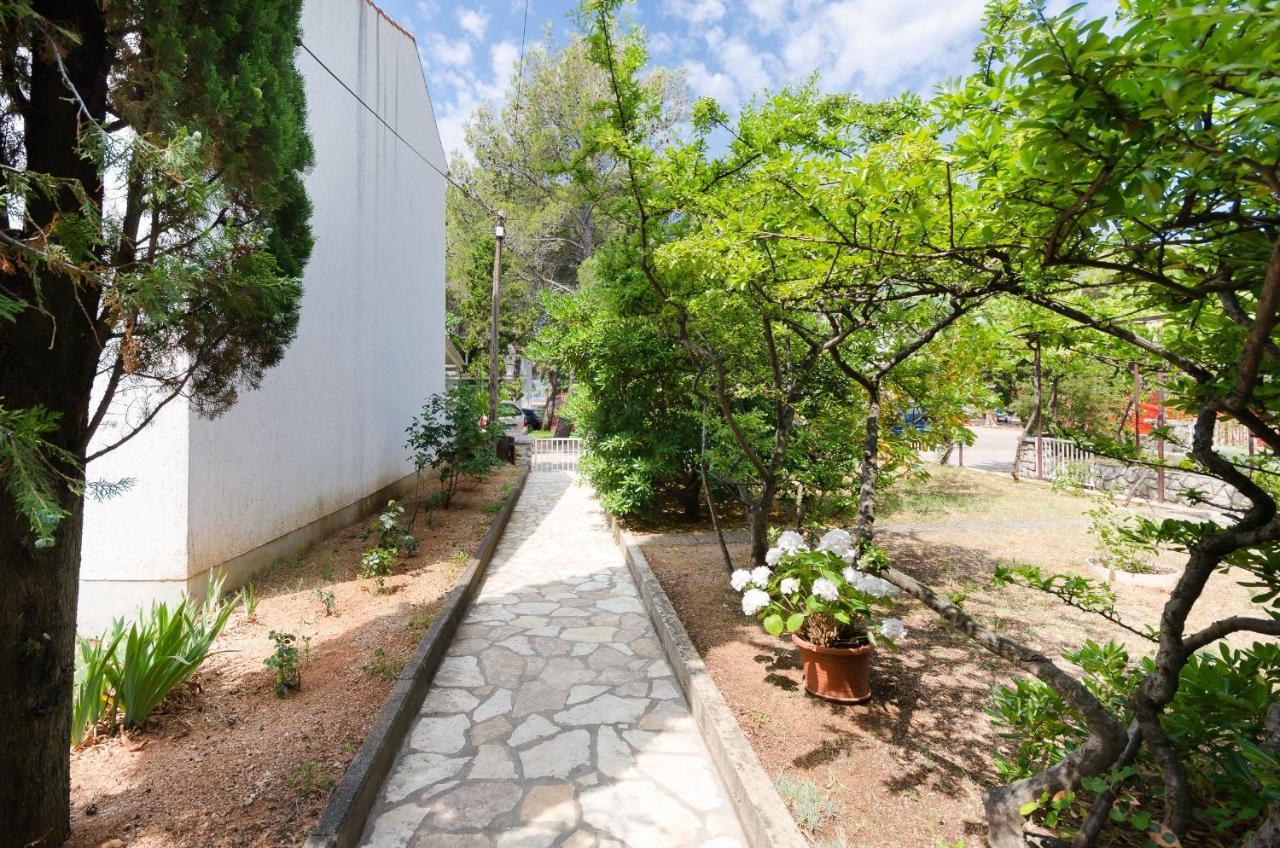 Apartment Bozena ปูนัต ภายนอก รูปภาพ